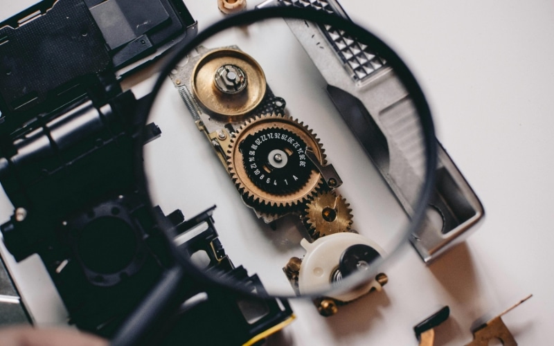 Magnifying class enlarging the image of gears.